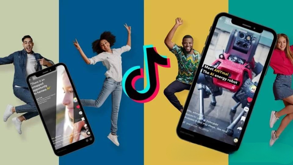 Side-by-side comparison showing inflated versus natural TikTok engagement pattern signals